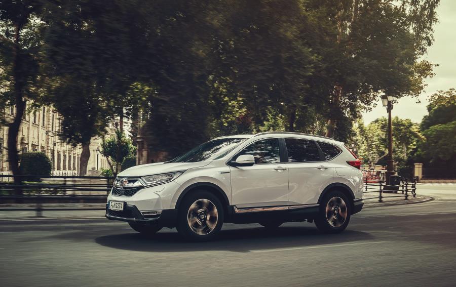  Honda CR-V Hybrid 2018 года  (EU) (фото 12 из 56)